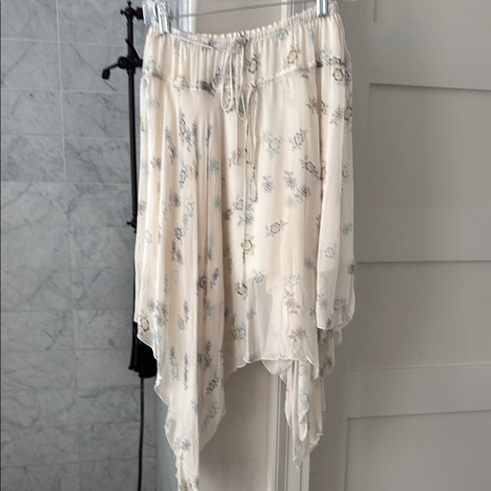 Zara Cream Floral Mini Skirt